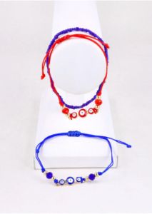 3 Pulseras Ojos sold by Shasa