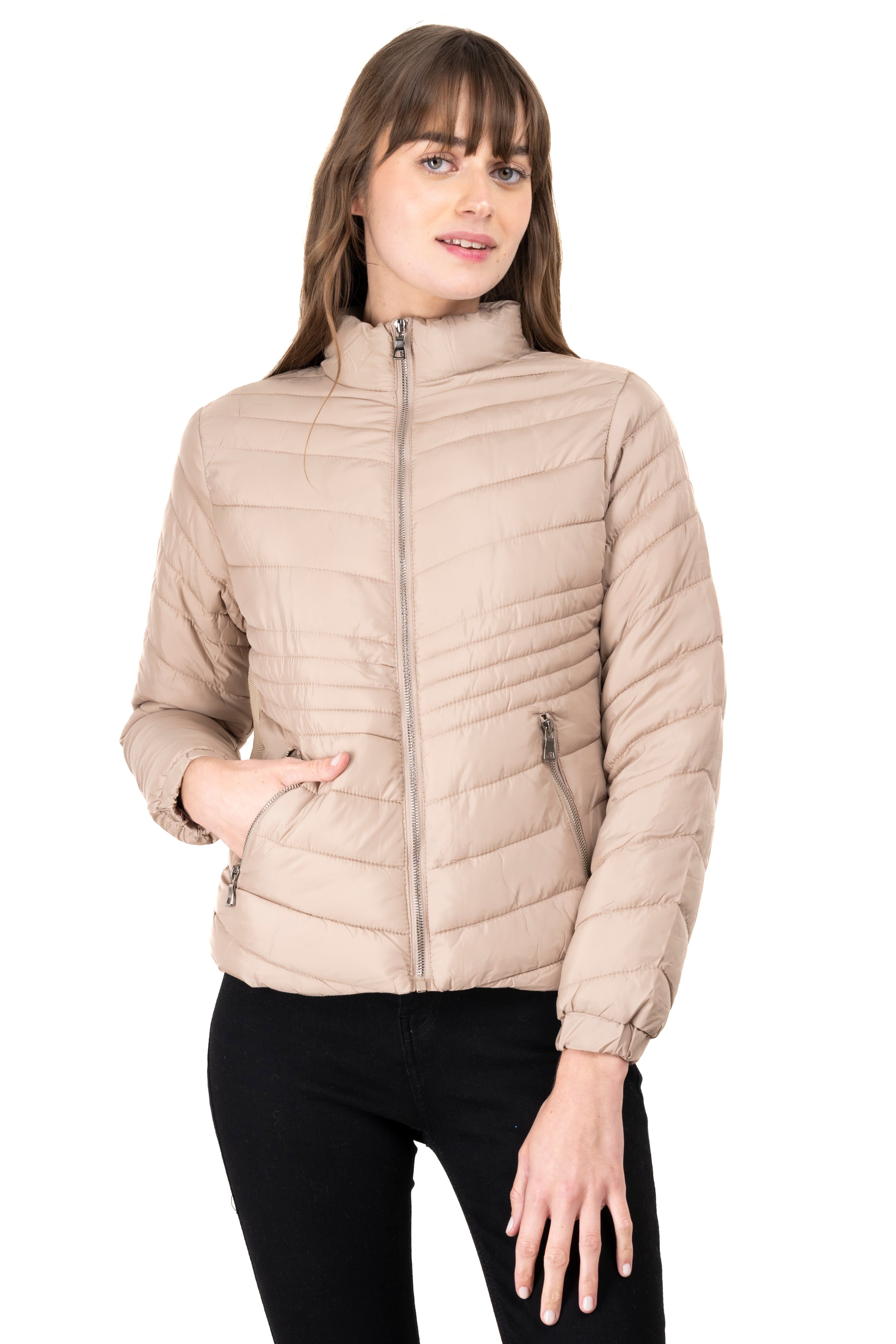 Chamarra capitonada bolsillos sold by Shasa