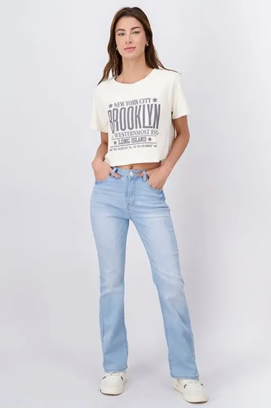 Jeans flare deslavado cintura alta sold by Shasa