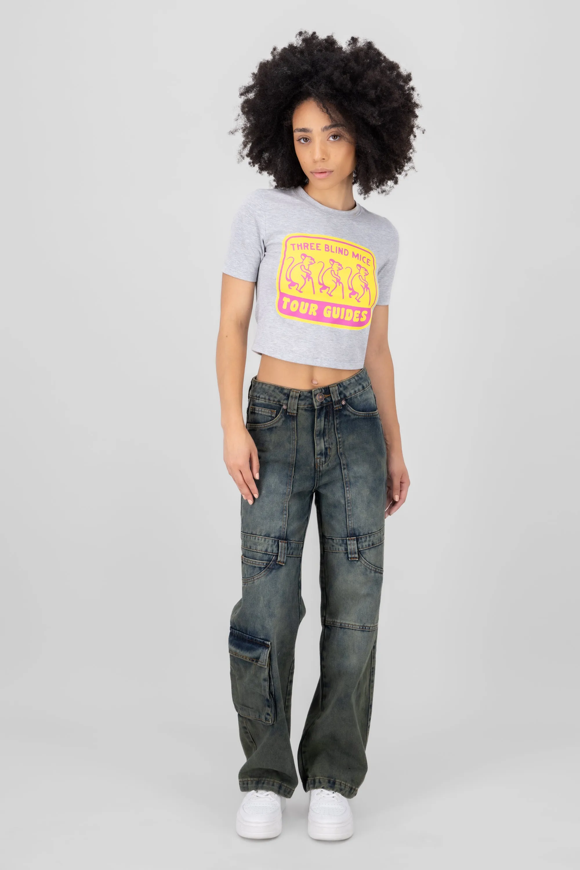 Jeans deatalle costuras sold by Shasa