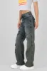Jeans deatalle costuras sold by Shasa