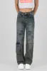 Jeans deatalle costuras sold by Shasa