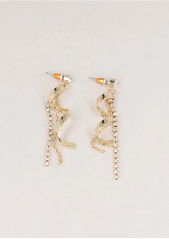 Aretes remolino cadena sold by Shasa