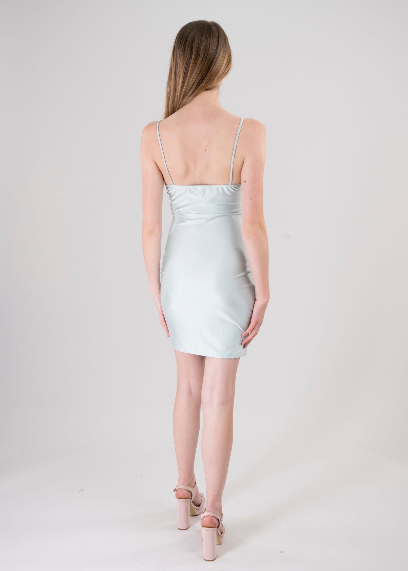 Vestido mini ajustado satín sold by Shasa product image thumbnail 4