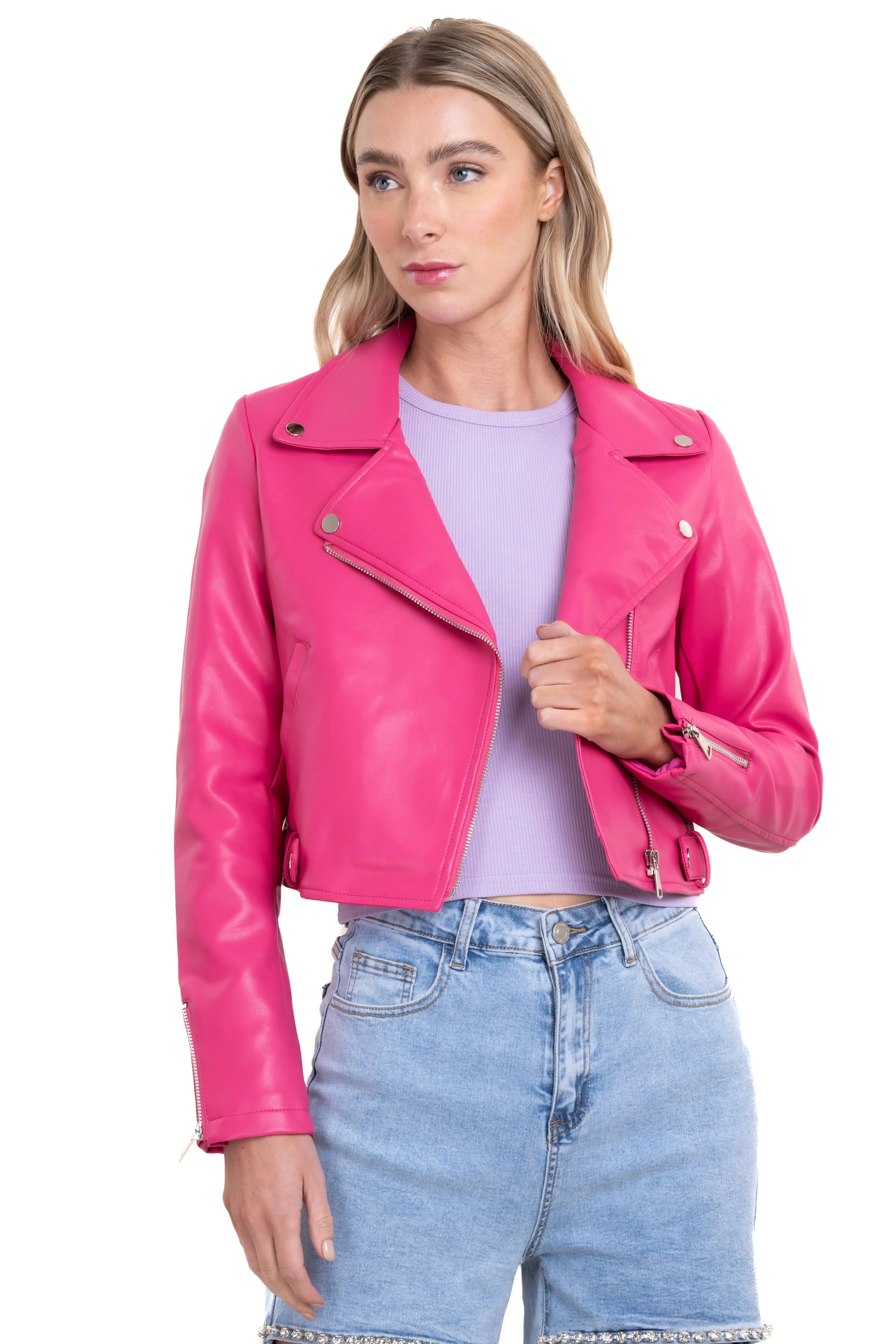 Chamarra efecto piel detalle en costados sold by Shasa