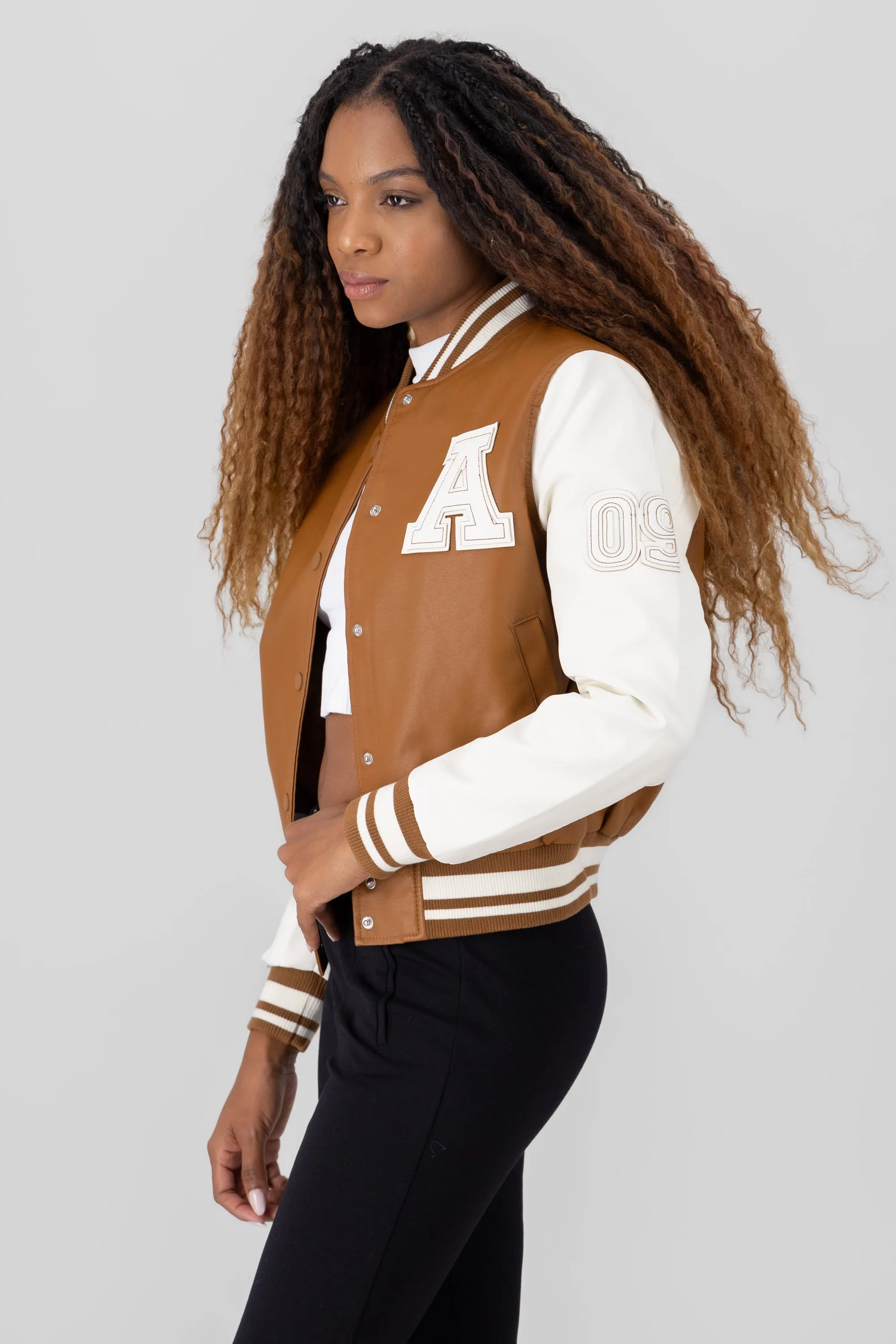 Bomber parcho letra manga larga sold by Shasa product image thumbnail 3