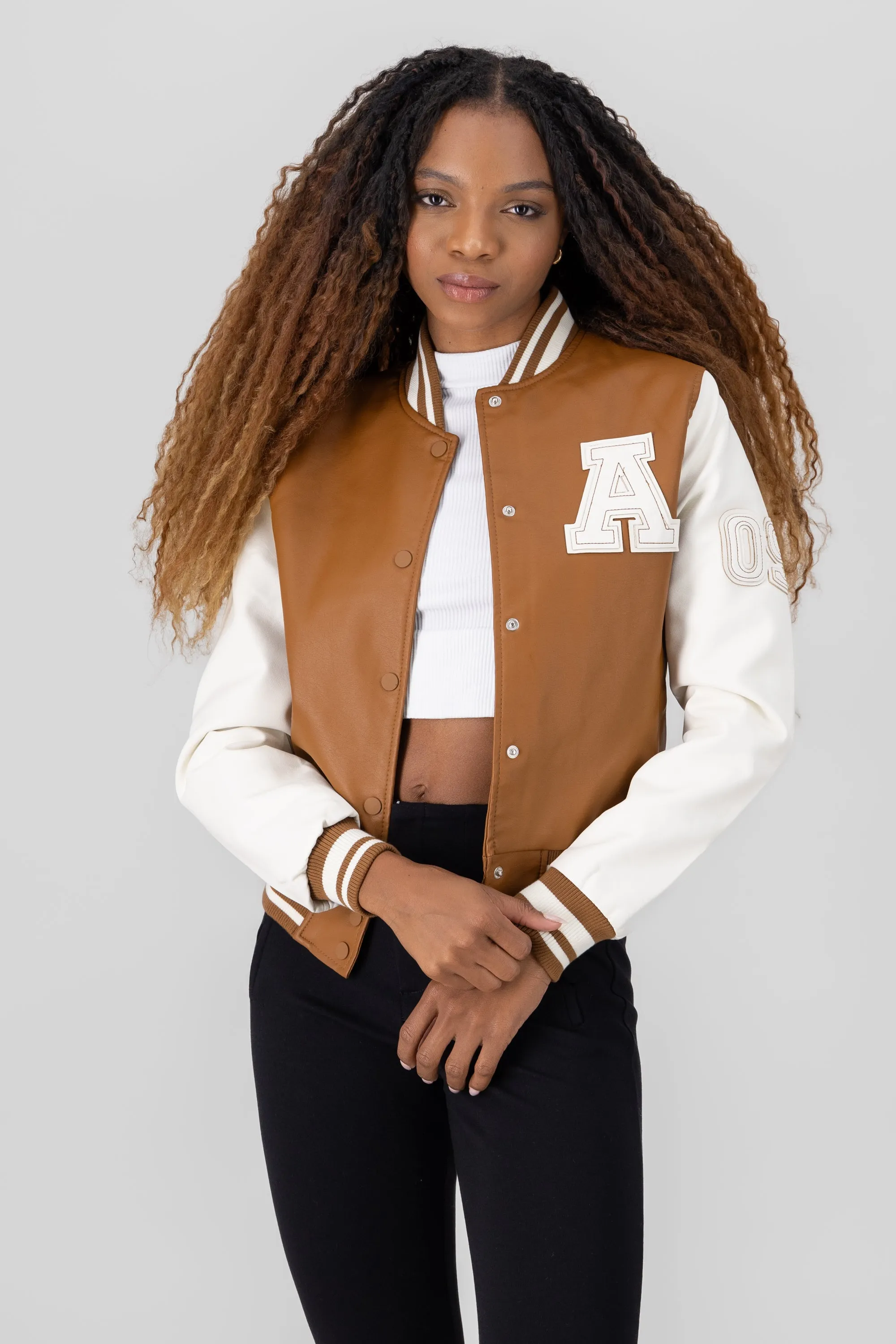 Bomber parcho letra manga larga sold by Shasa product image thumbnail 2