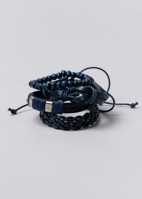 Set 3 pulseras dijes sold by Shasa