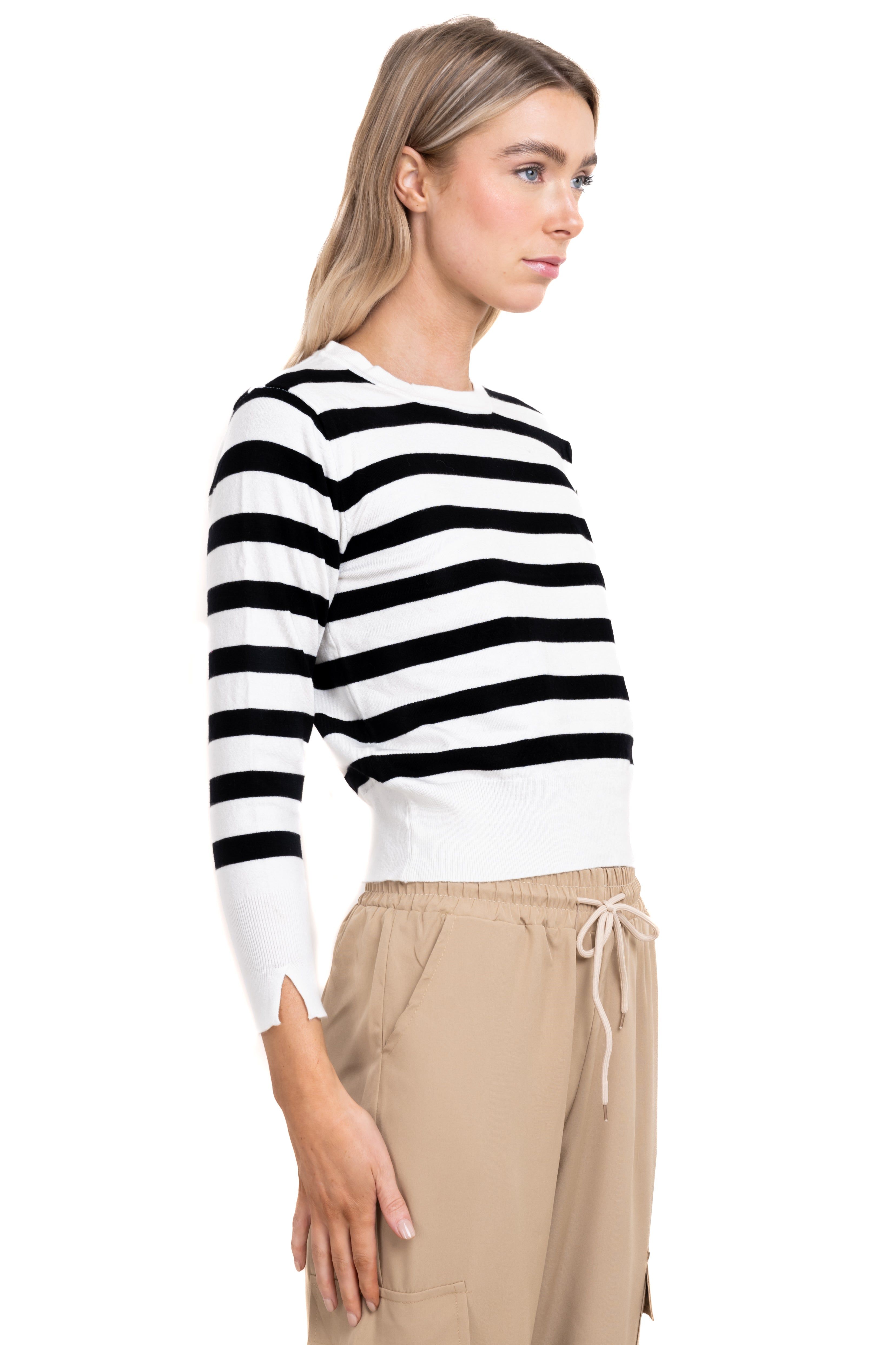 Suéter abertura manga rayas sold by Shasa product image thumbnail 3