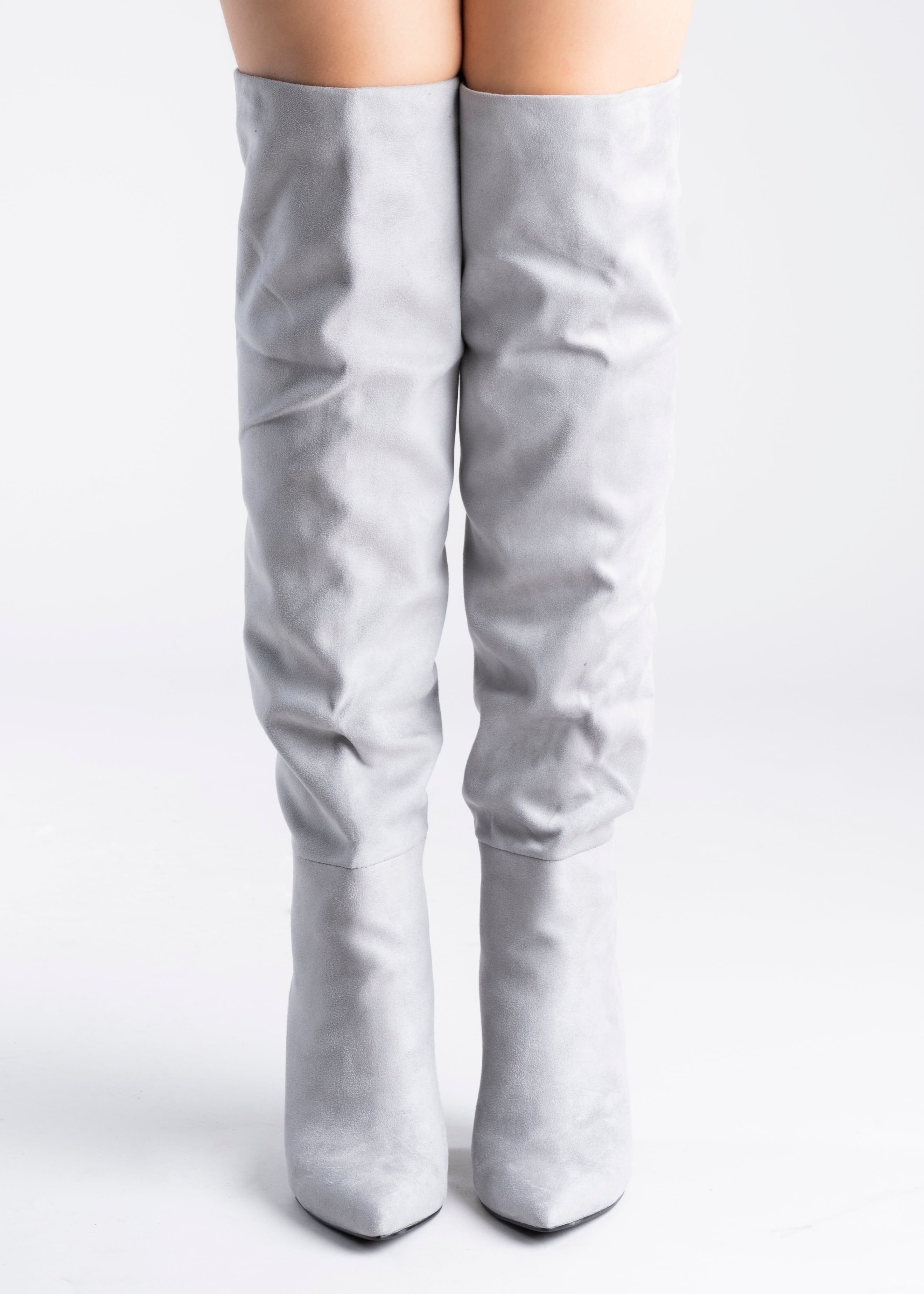 Bota larga rugosa tacón sold by Shasa product image thumbnail 3