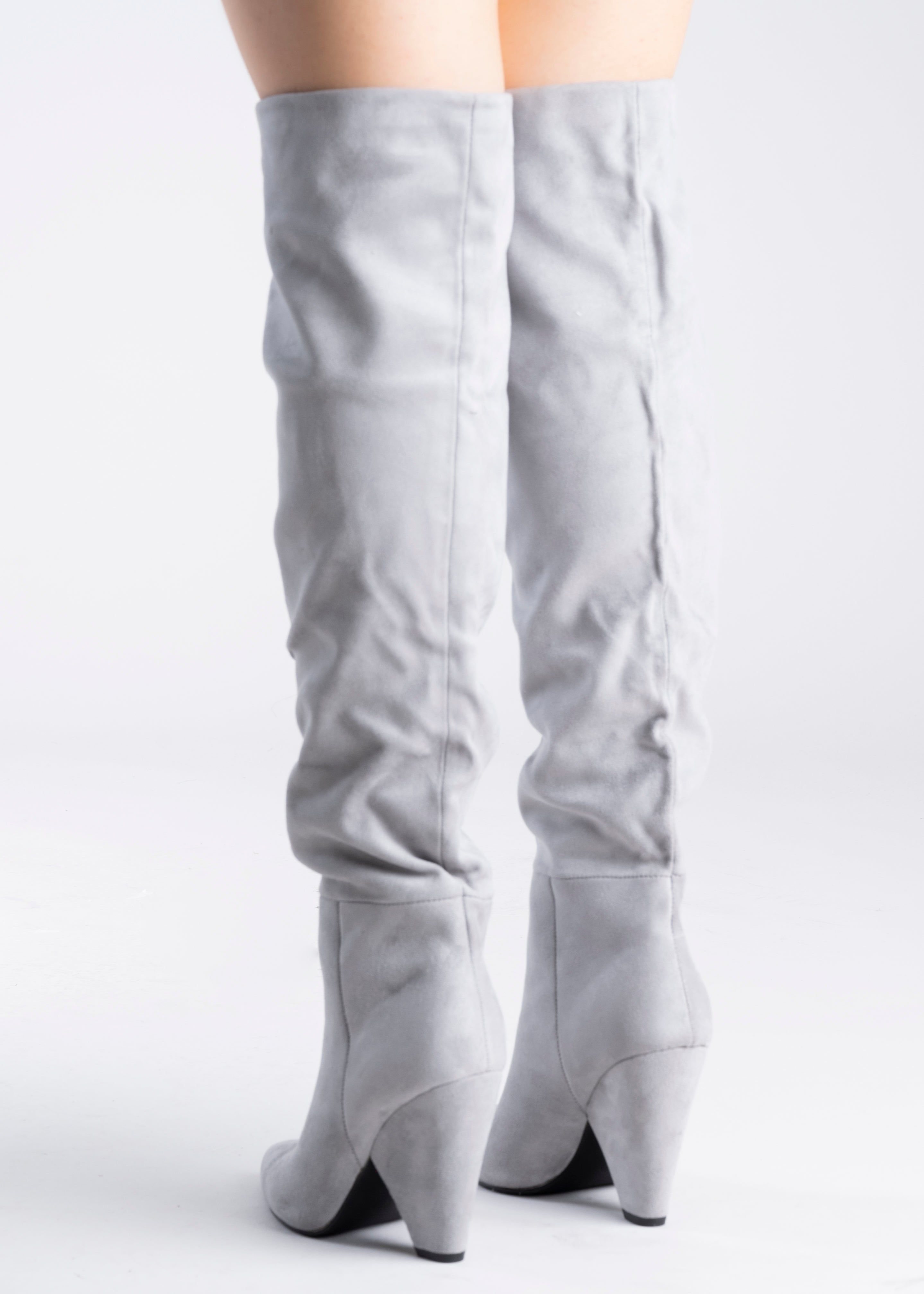 Bota larga rugosa tacón sold by Shasa product image thumbnail 4