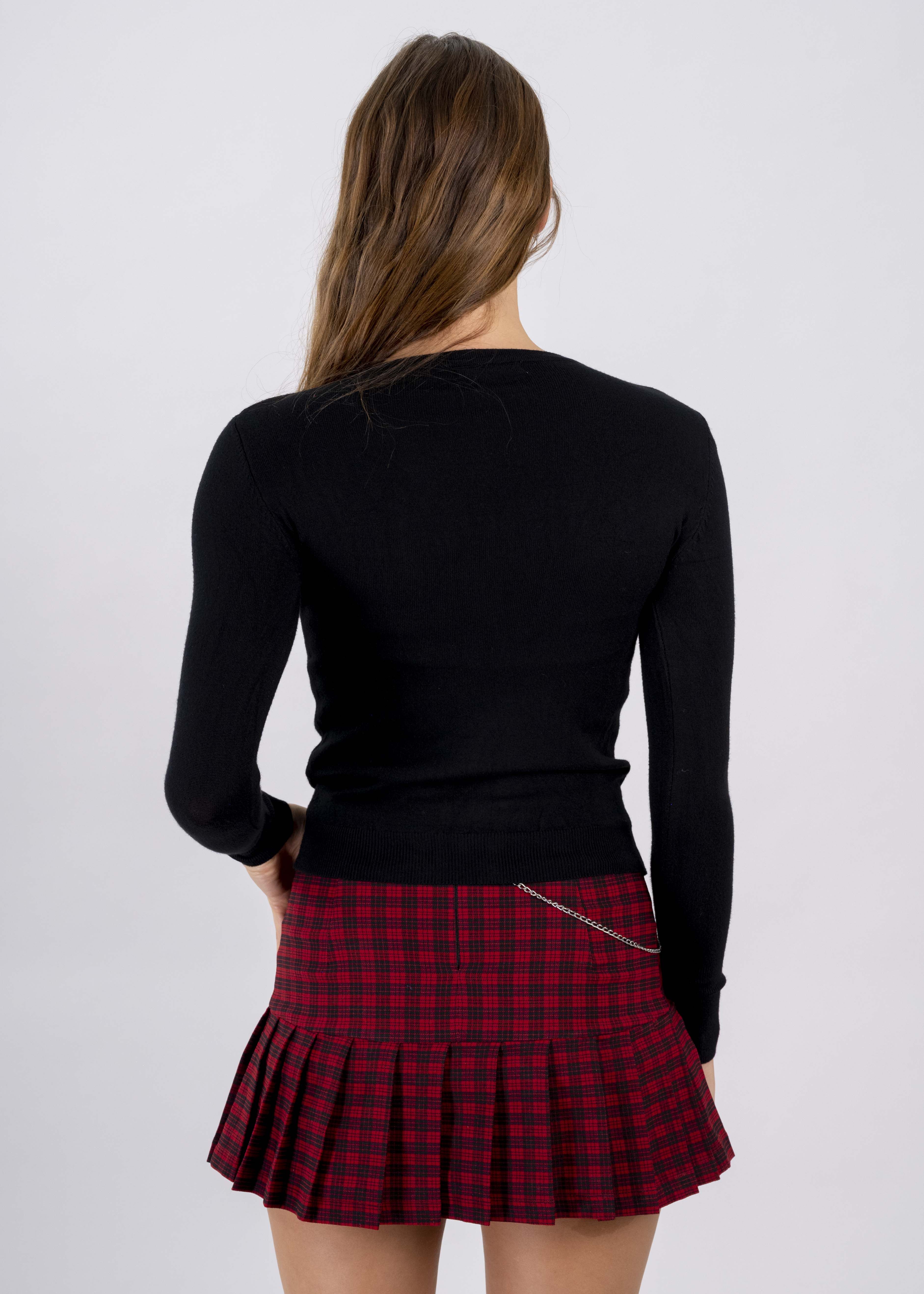 Suéter punto botones puño sold by Shasa product image thumbnail 4