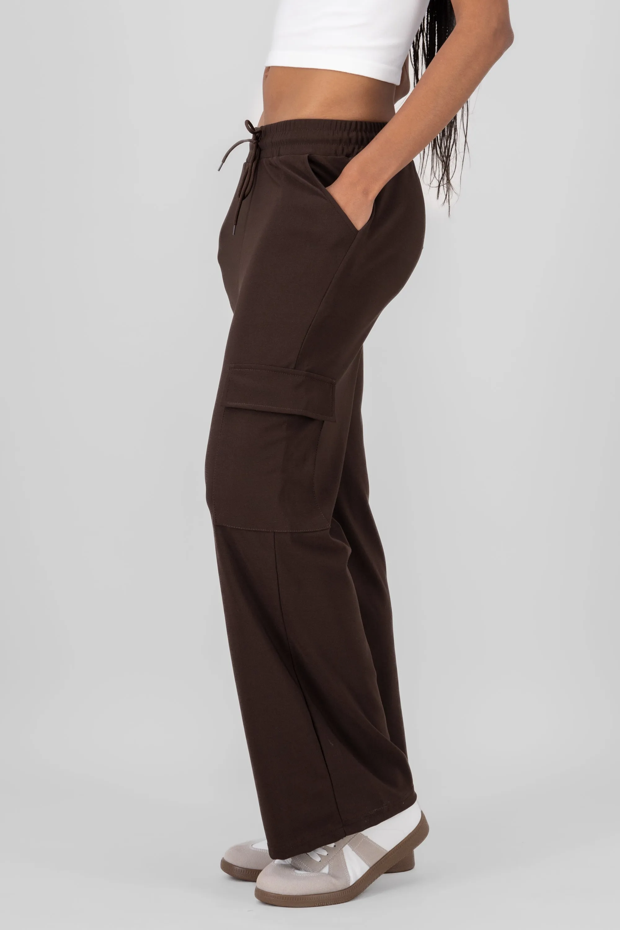 Pantalones fit amplio sold by Shasa product image thumbnail 3