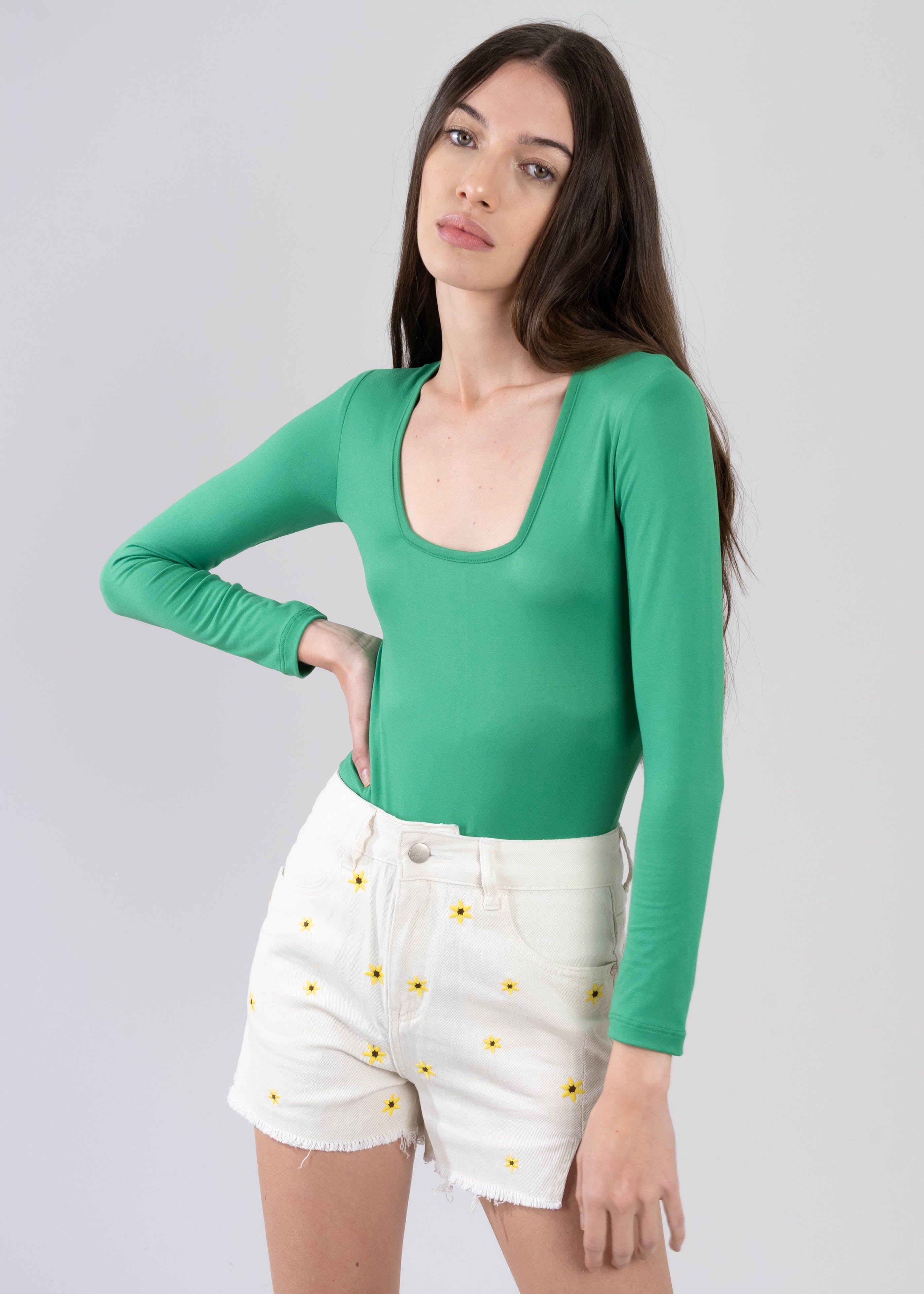 Bodysuit liso escote sold by Shasa