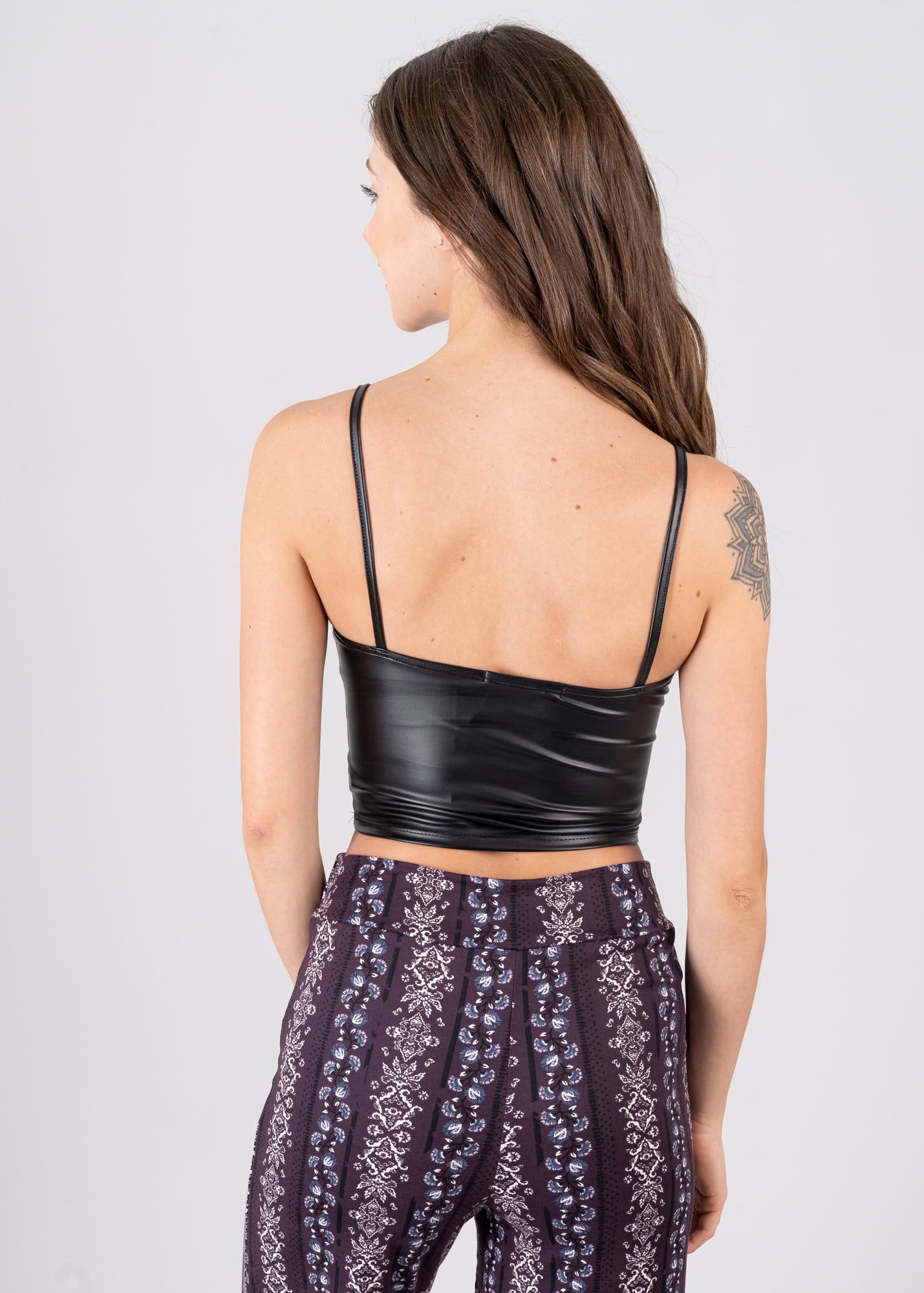 Top efecto piel costuras sold by Shasa product image thumbnail 3