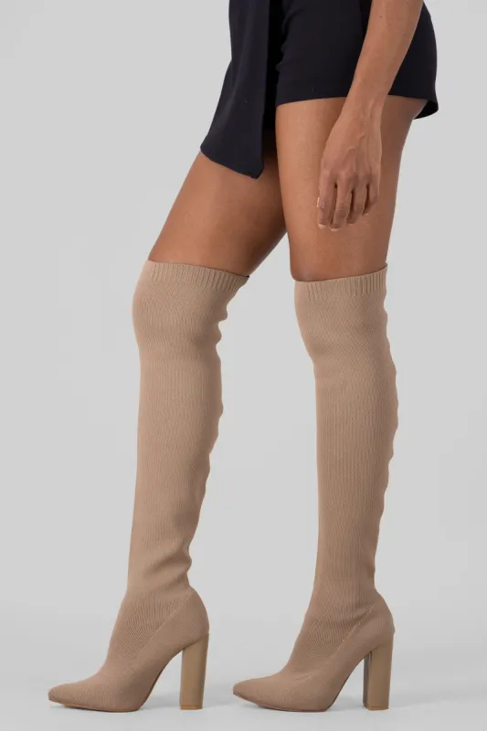 Botas overknee tacón grueso sold by Shasa