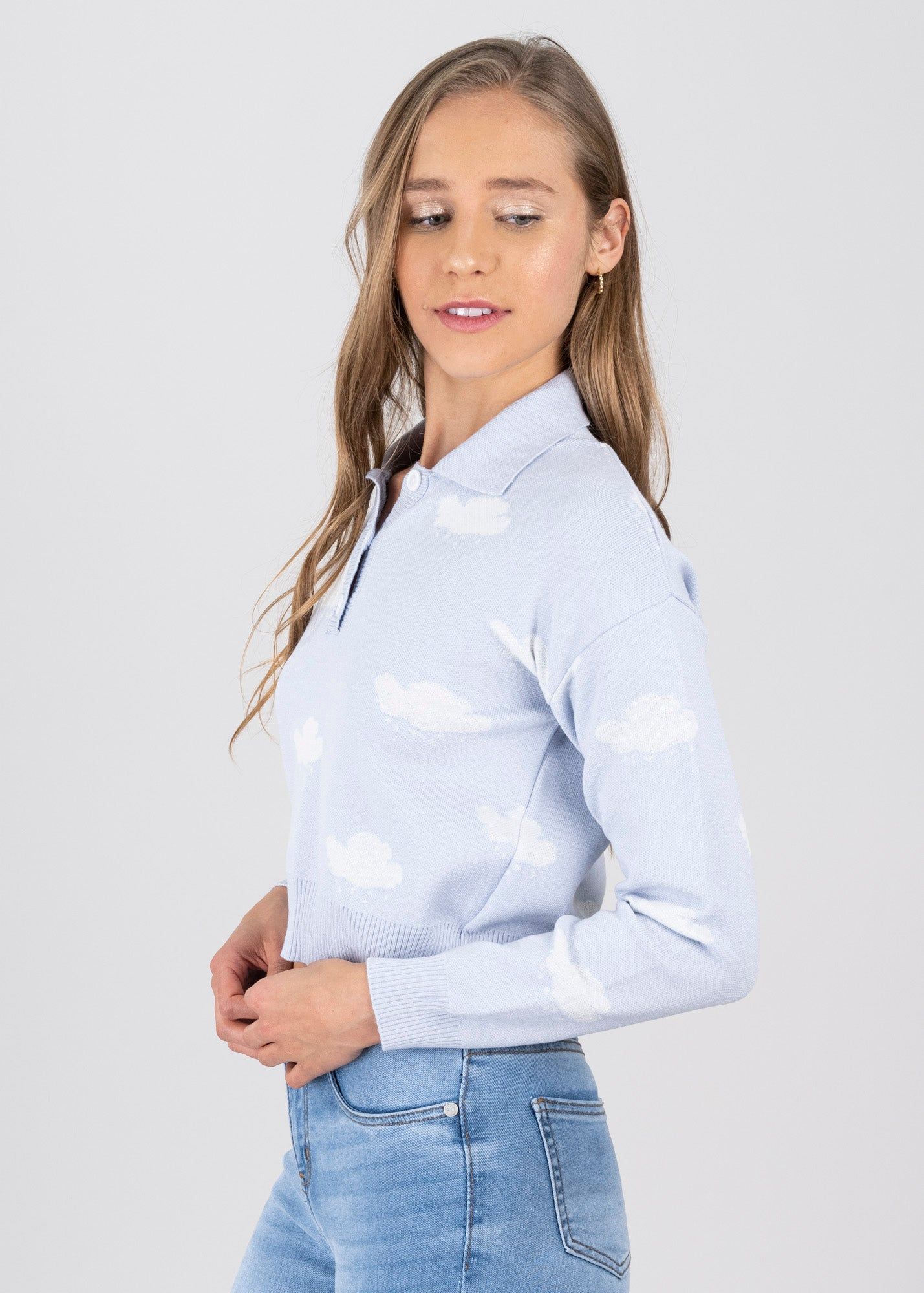 Suéter punto nubes sold by Shasa product image thumbnail 3