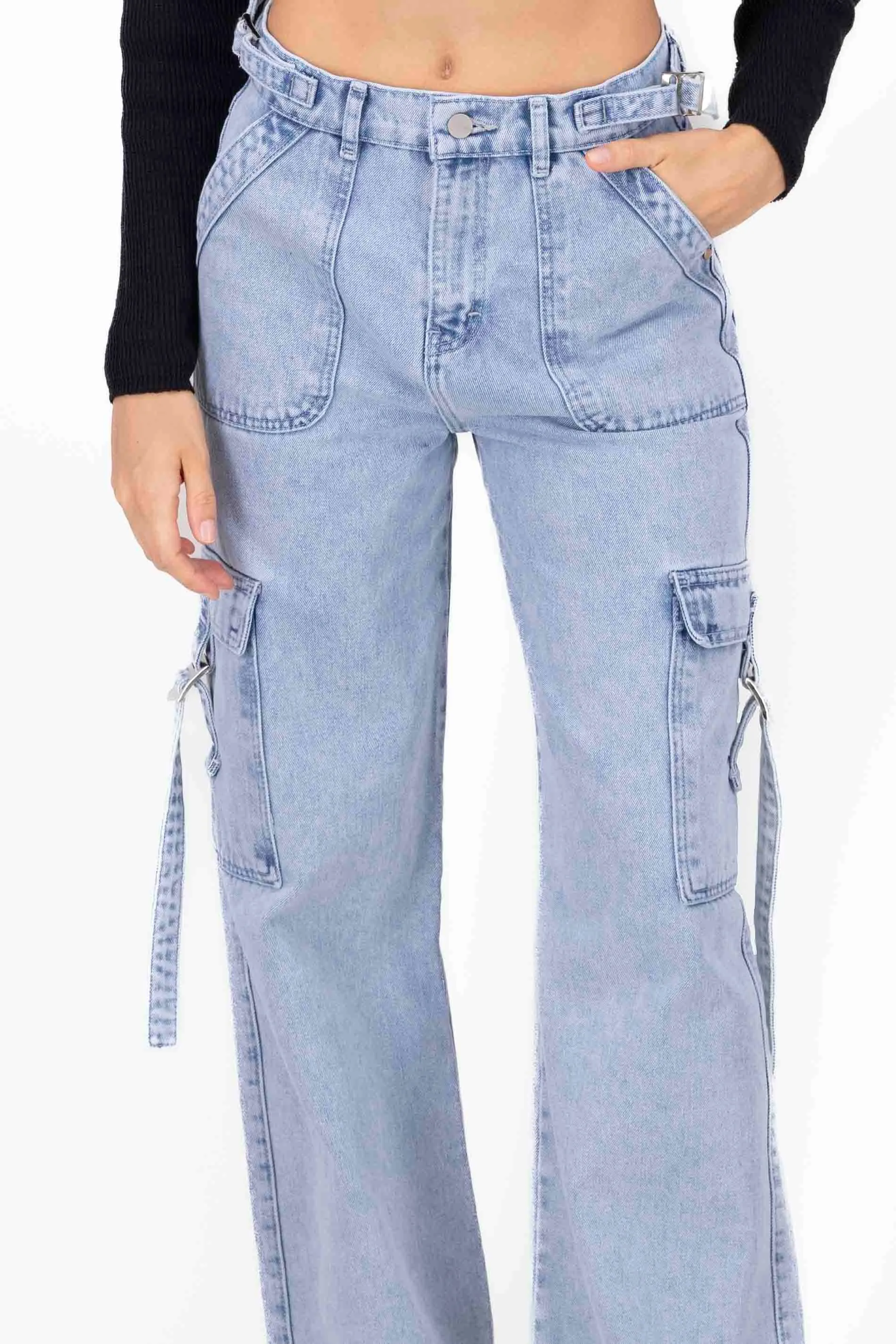 Jeans cargo 2 bolsas tiras sold by Shasa product image thumbnail 5