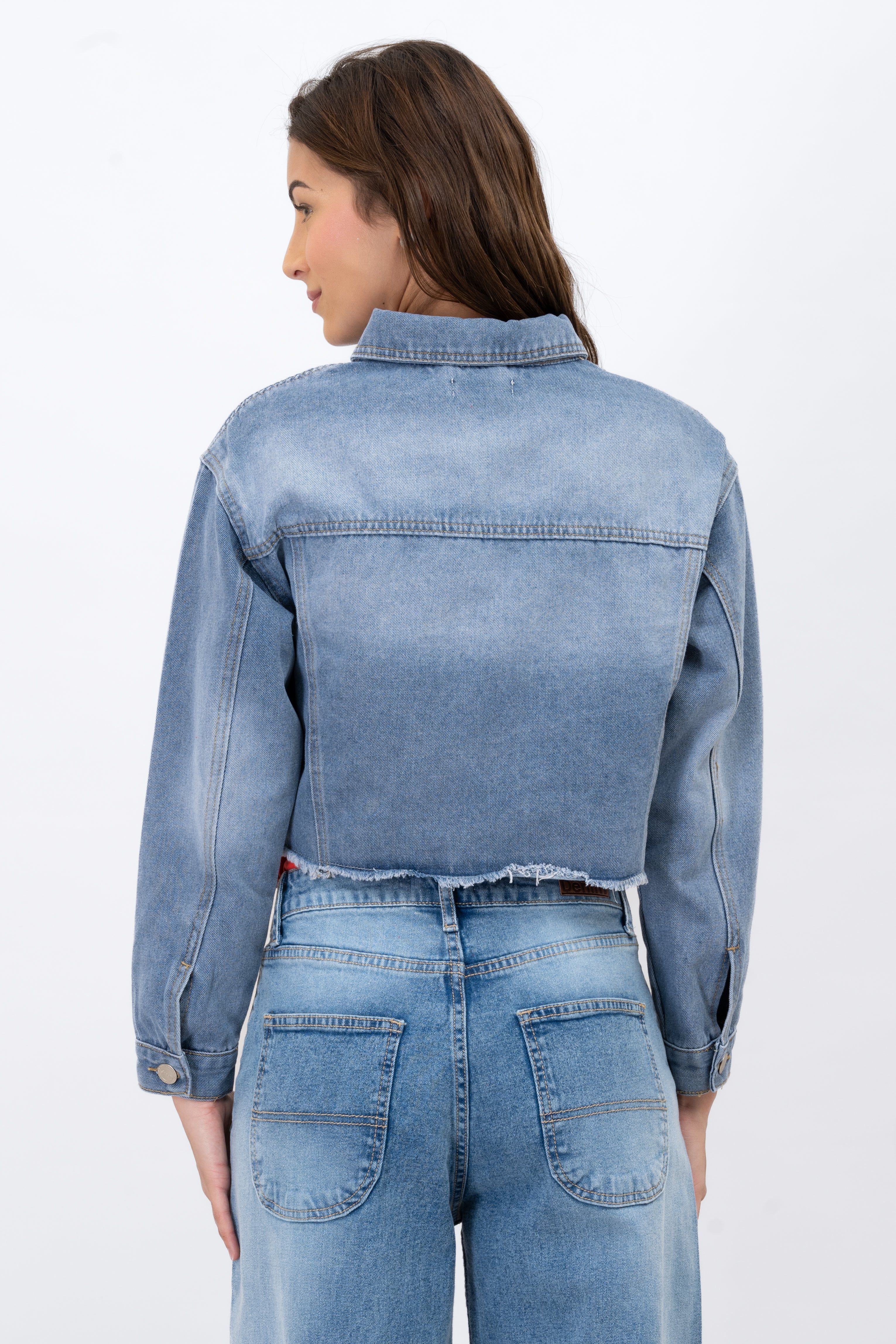 Chamarra Denim Crop sold by Shasa product image thumbnail 4