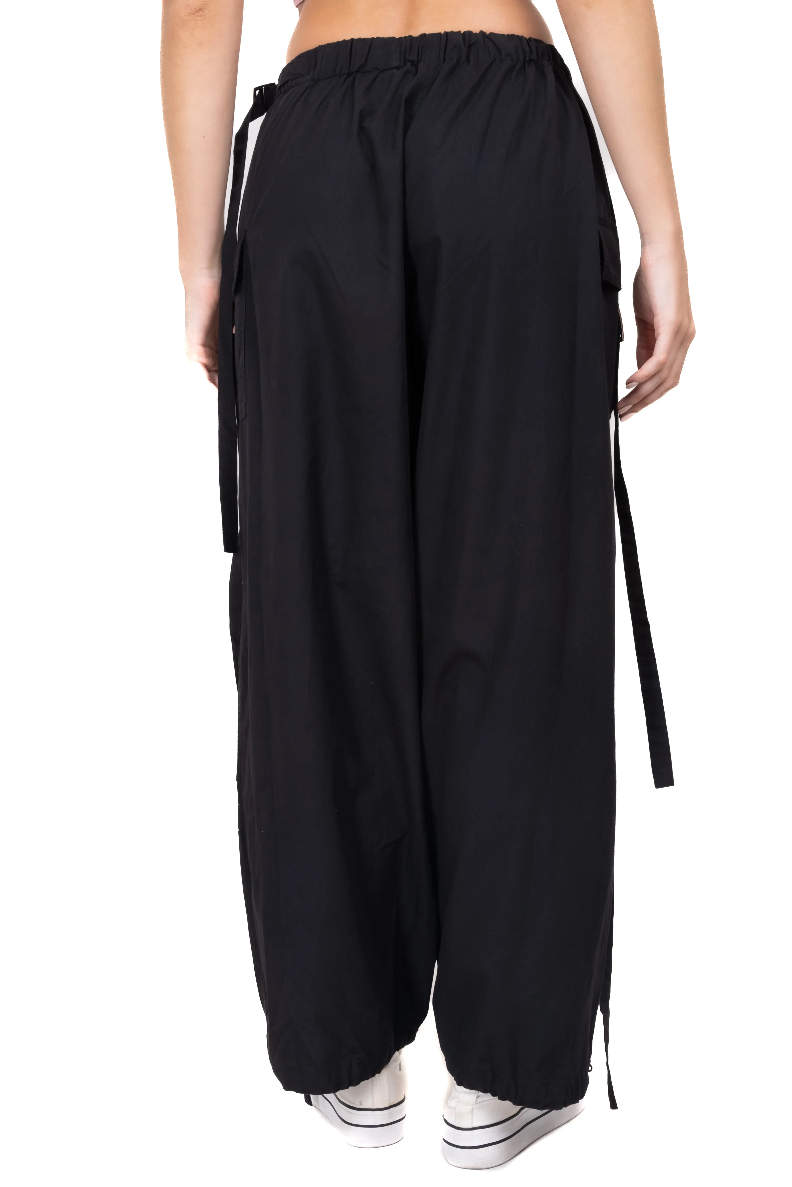 Pantalón parachute bolsos cargo sold by Shasa product image thumbnail 4