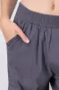 Pantalón cargo elástico sold by Shasa