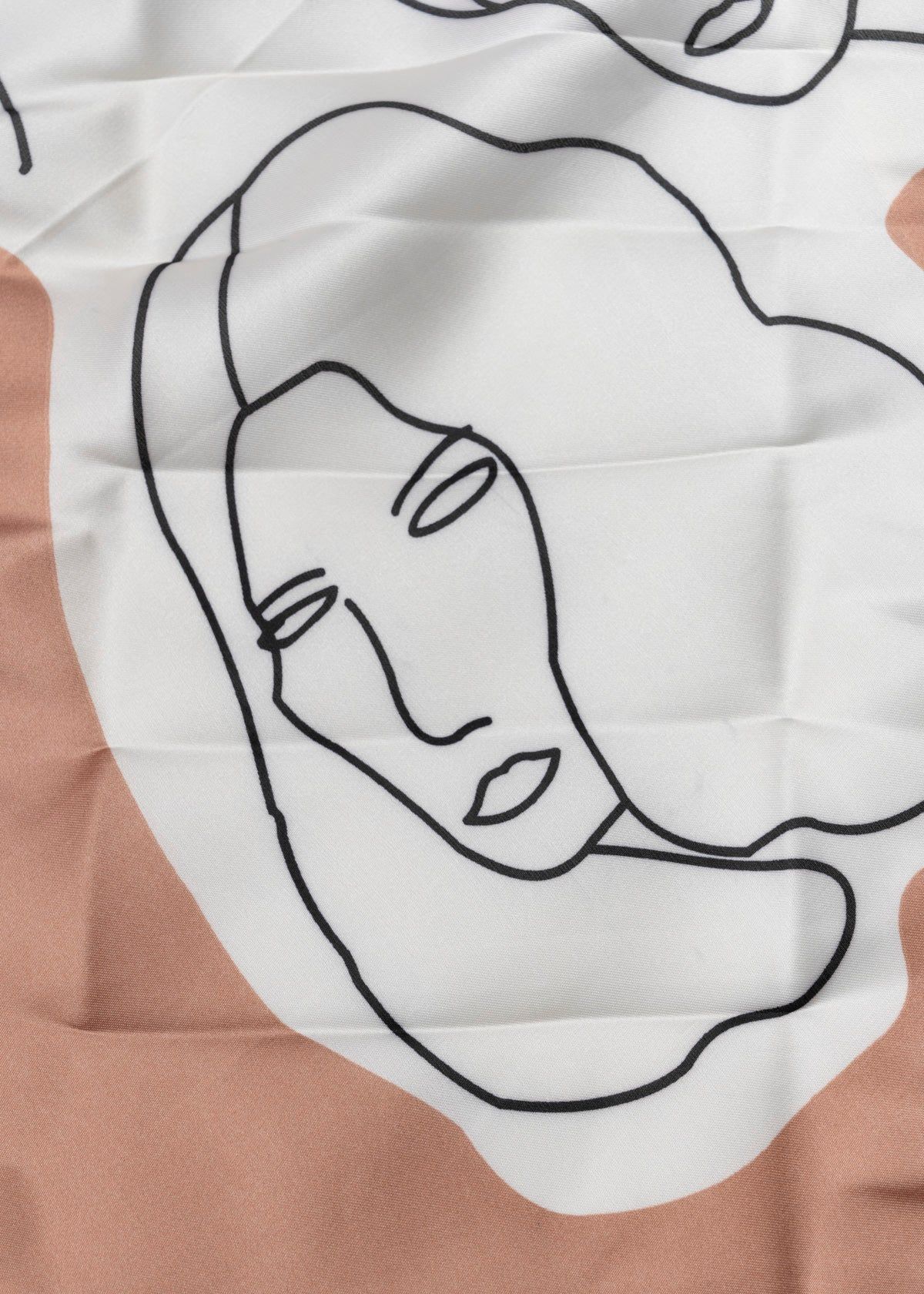 Pañuelo rostro abstracto sold by Shasa product image thumbnail 4