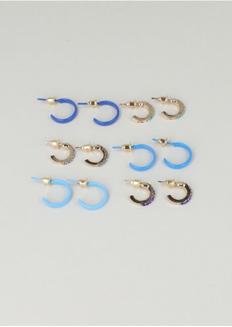 6 Pares Arracadas Color sold by Shasa