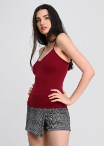 Blusa lisa tirantes ajustada sold by Shasa