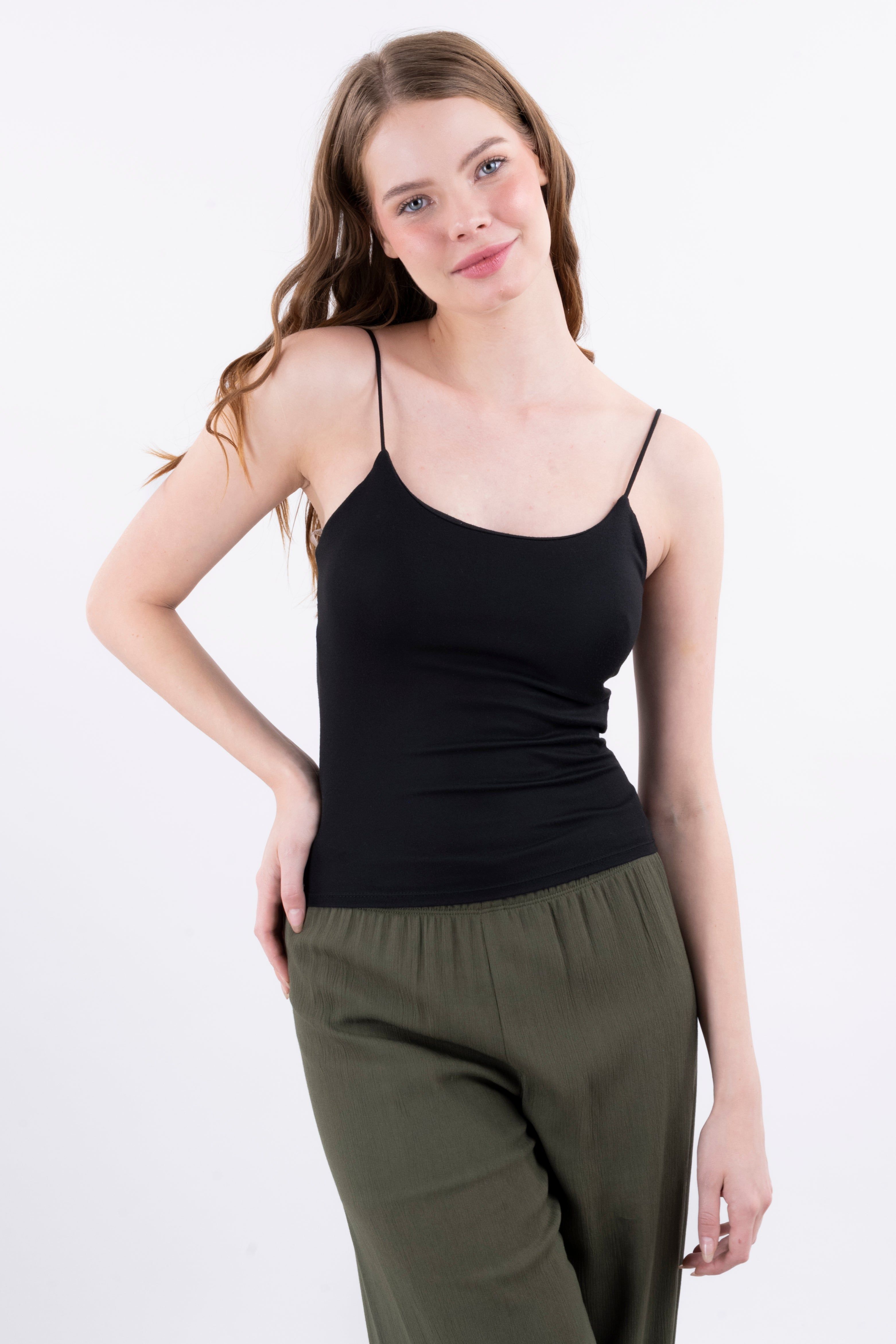 Top copas tirantes delgados sold by Shasa