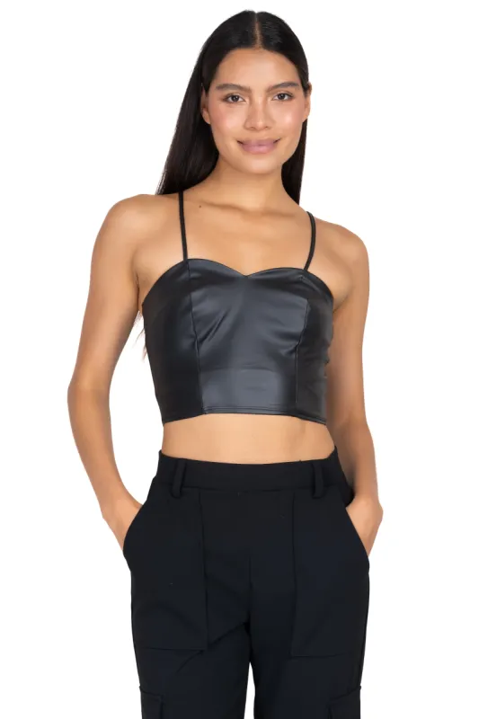 Top efecto piel escote corazón sold by Shasa