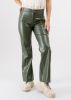 Pantalón flare efecto piel sold by Shasa