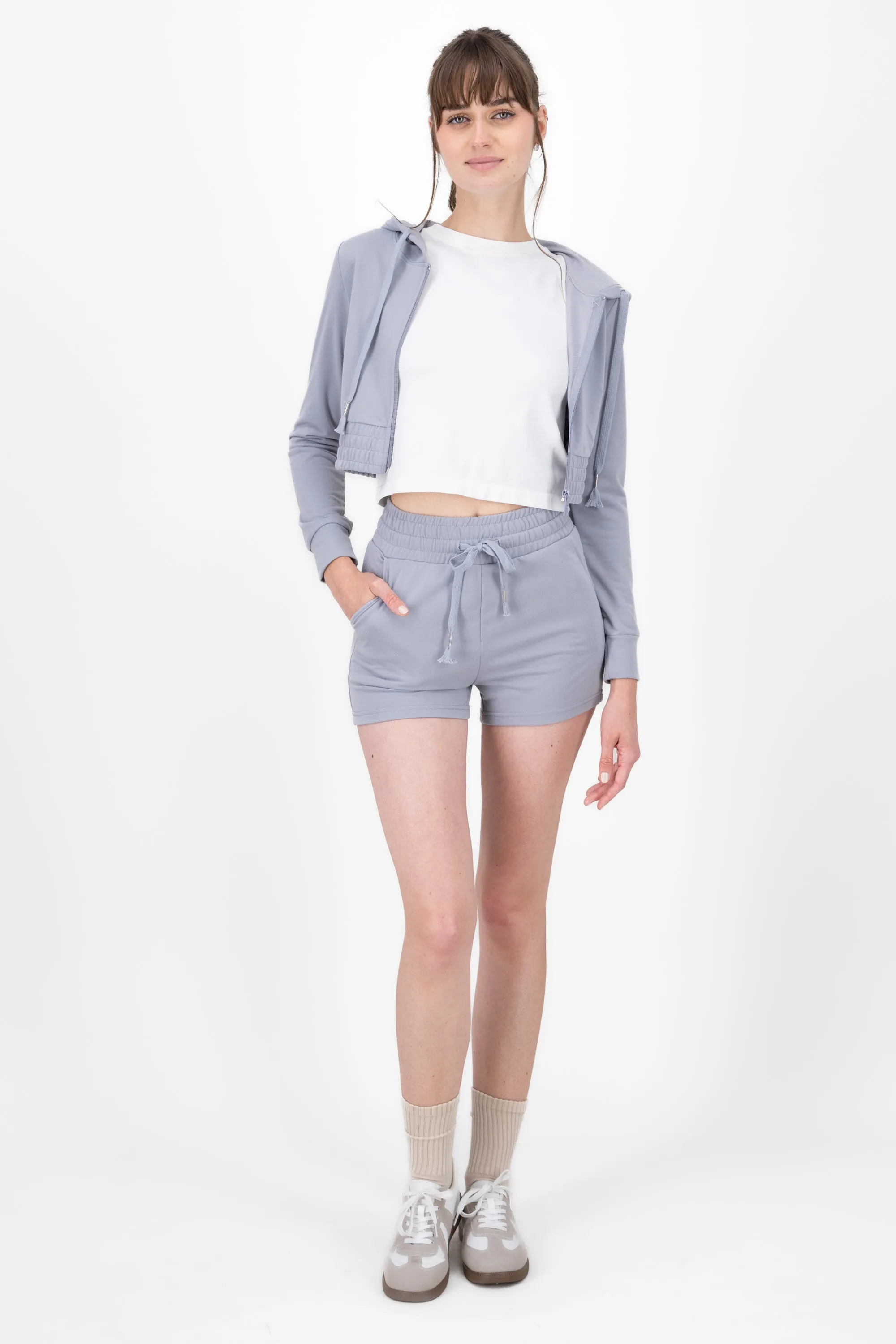 Shorts con pretina ancha lisos sold by Shasa