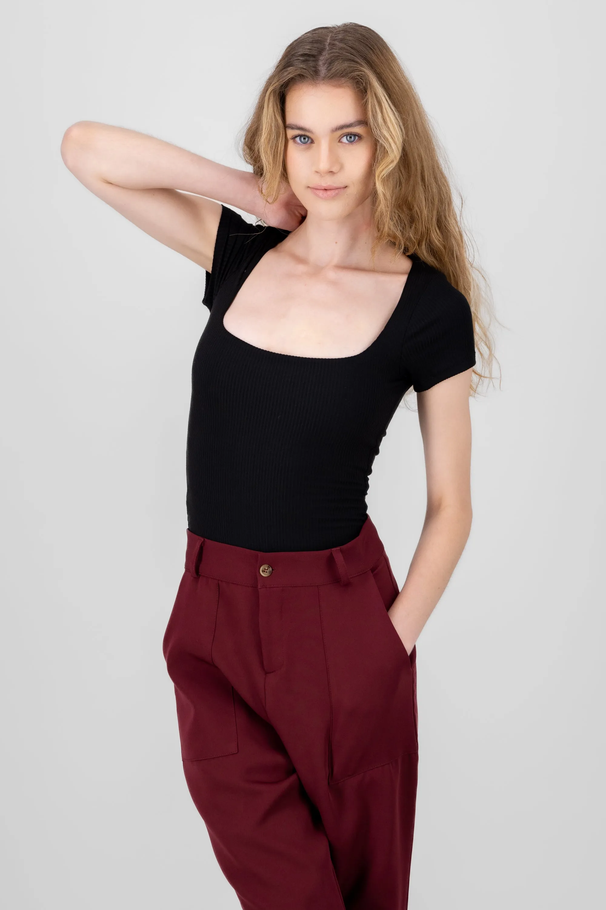 Body escote cuadrado sold by Shasa product image thumbnail 2