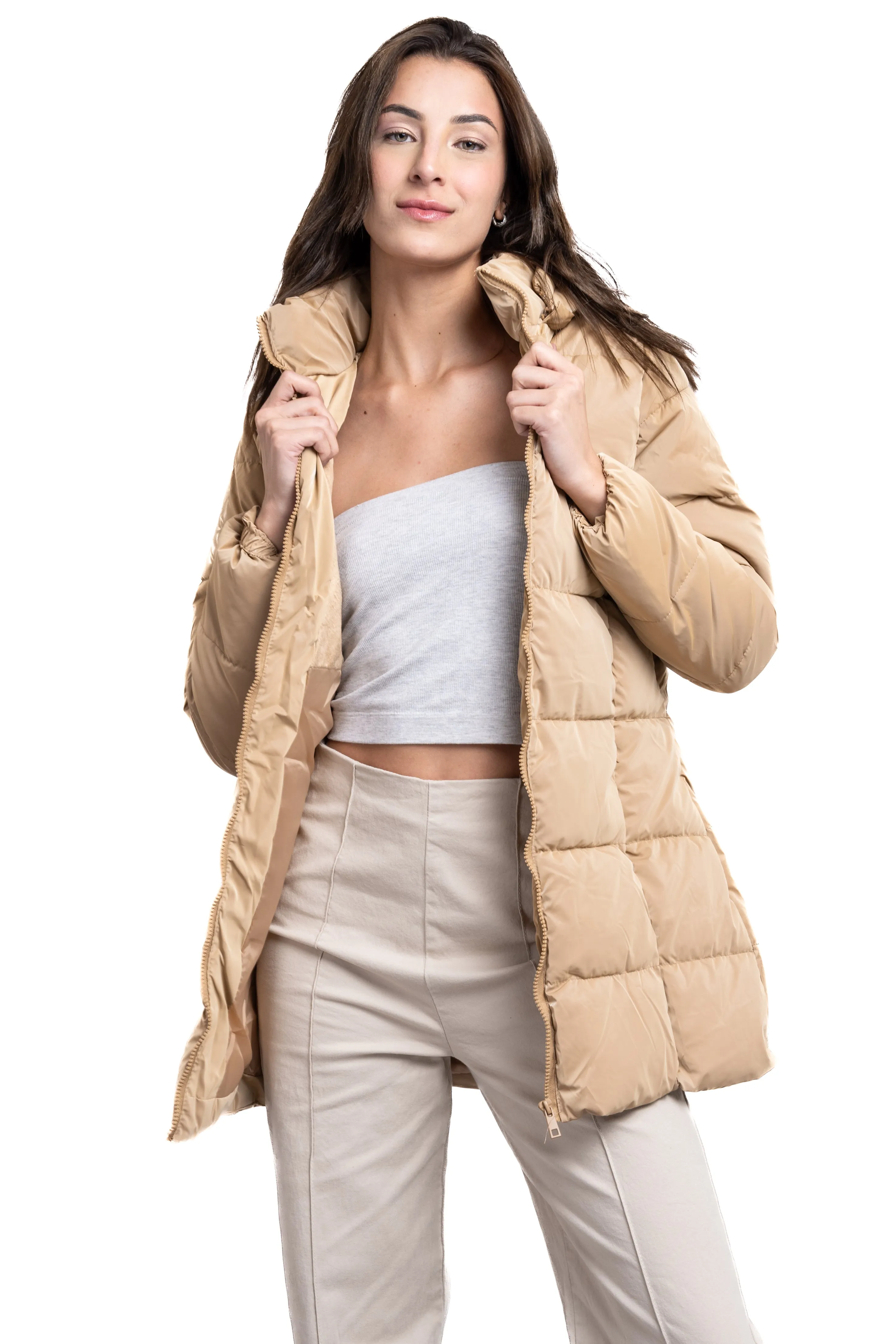 Chamarra puffer larga capucha sold by Shasa