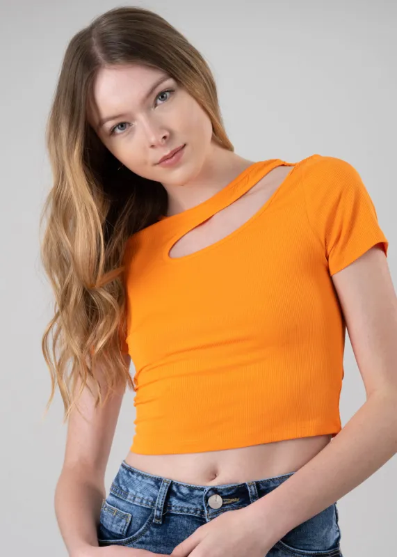 Top escote asimétrico sold by Shasa