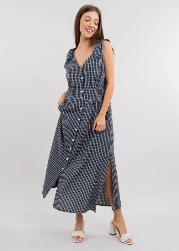 Vestido maxi tirantes cuadros vichy sold by Shasa