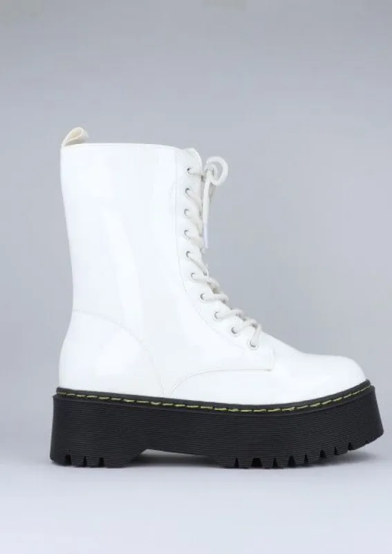 Botas combat charol sold by Shasa