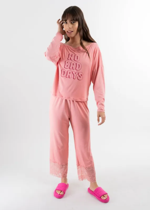 Pijama encaje frase sold by Shasa