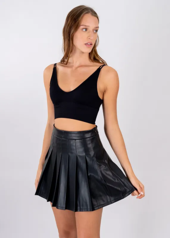 Top crop doble tirante sold by Shasa