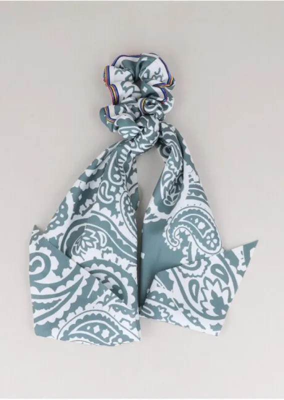 Scrunchie elástica pañuelo paisley sold by Shasa