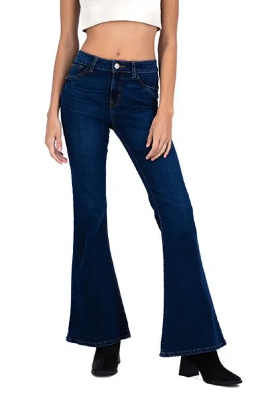 Jeans flared cintura media sold by Shasa