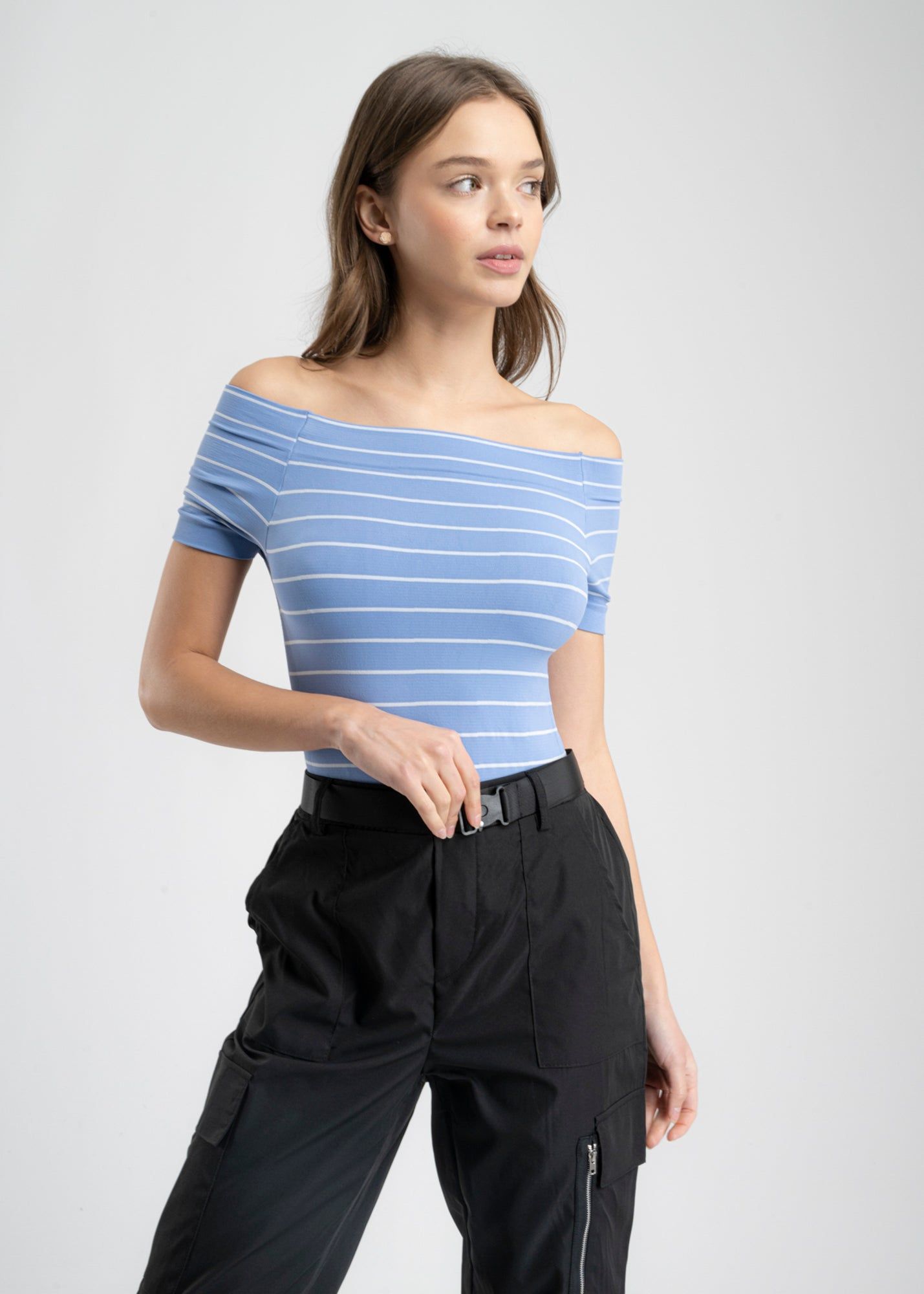 Bodysuit rayas hombro descubierto sold by Shasa product image thumbnail 5