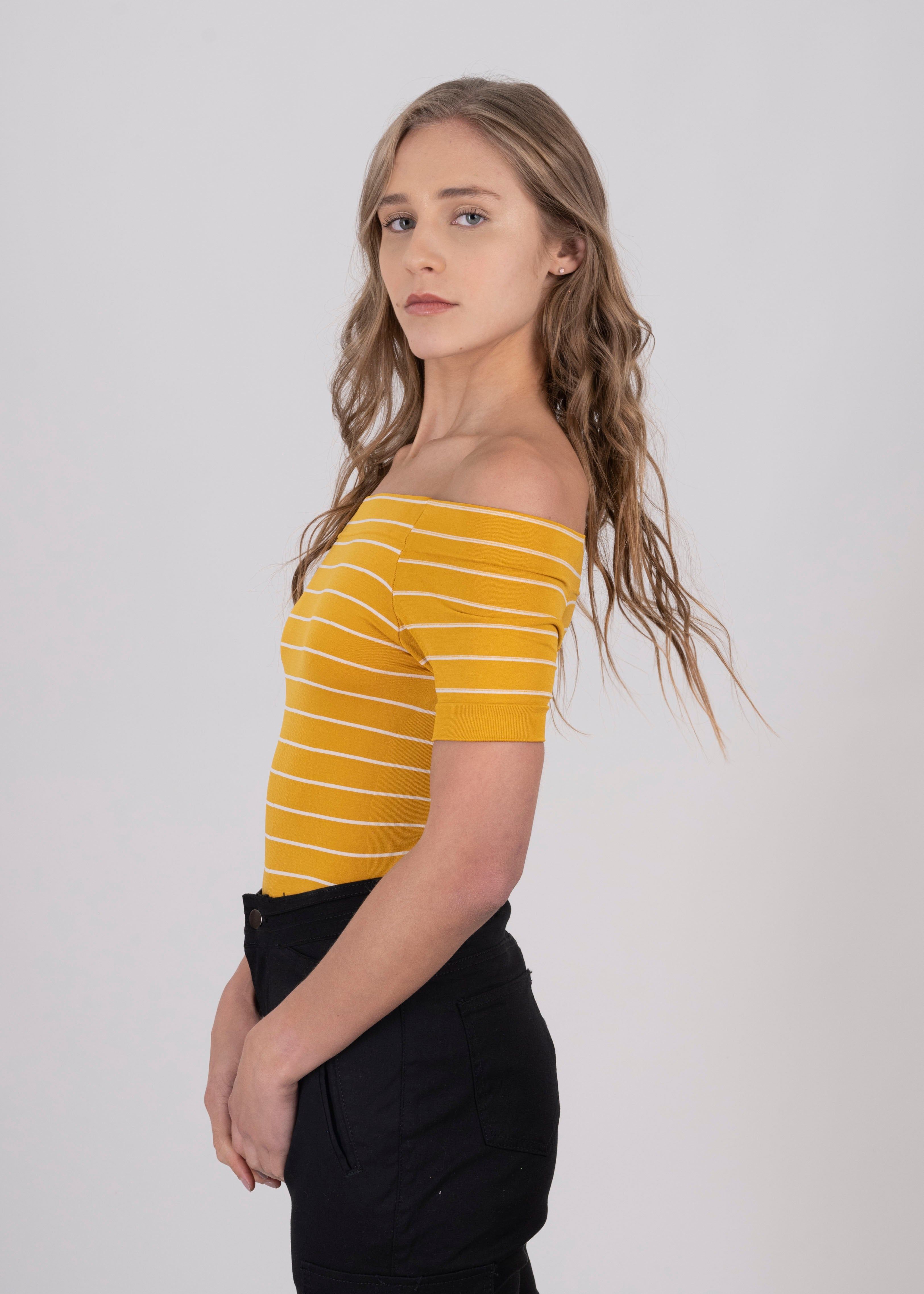 Bodysuit rayas hombro descubierto sold by Shasa product image thumbnail 3