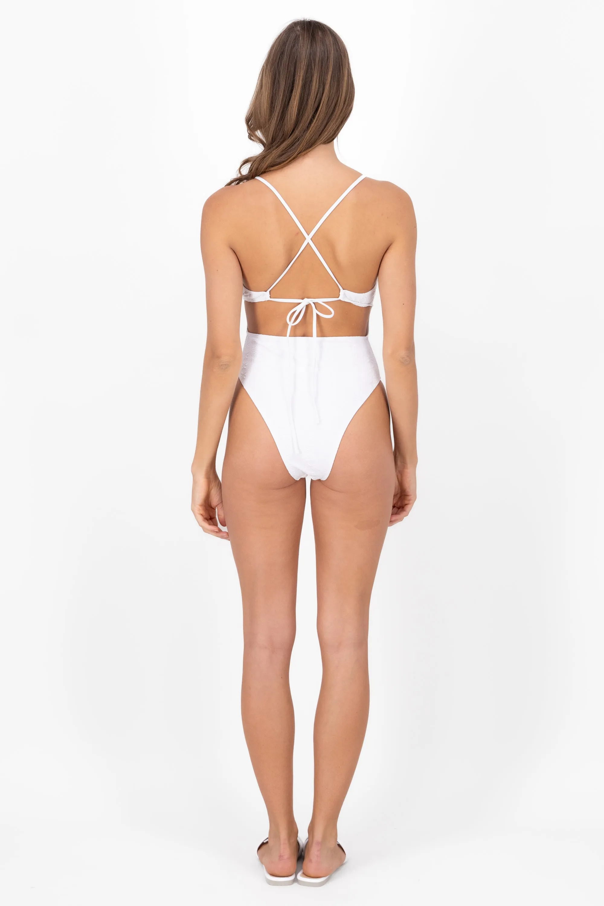 Traje de baño completo con textura sold by Shasa product image thumbnail 4