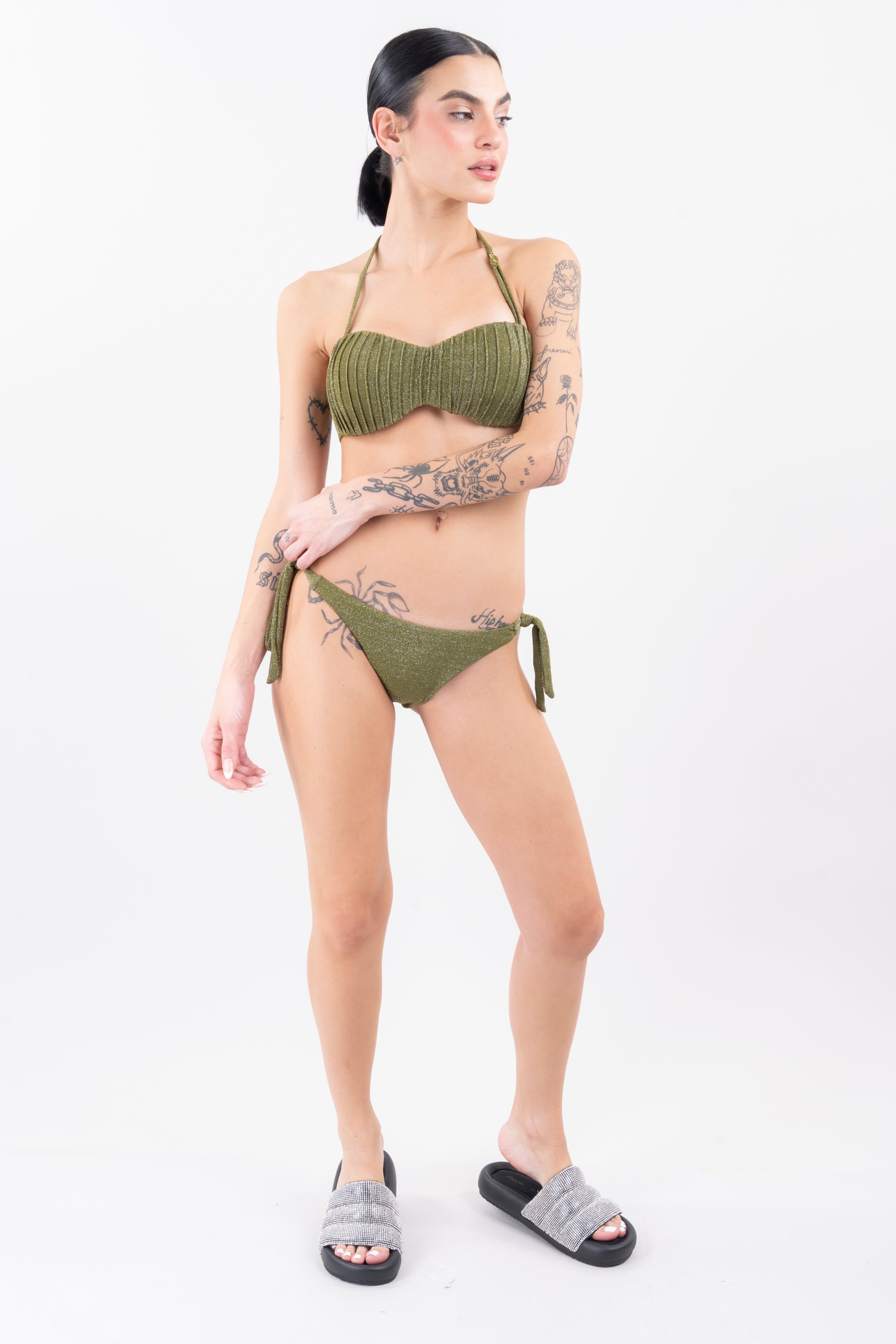 Bikini brillos sold by Shasa