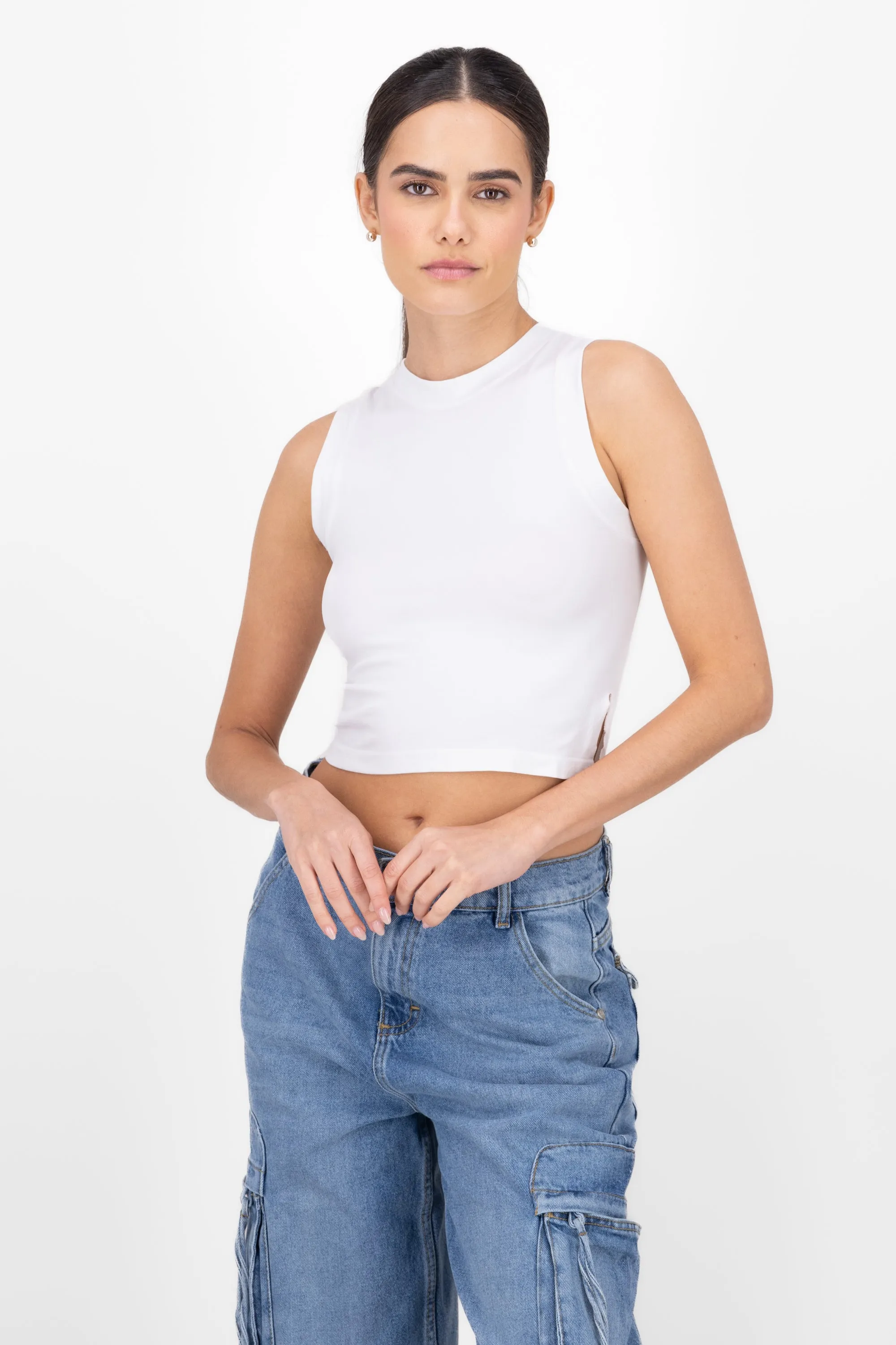 Top seamless liso sold by Shasa