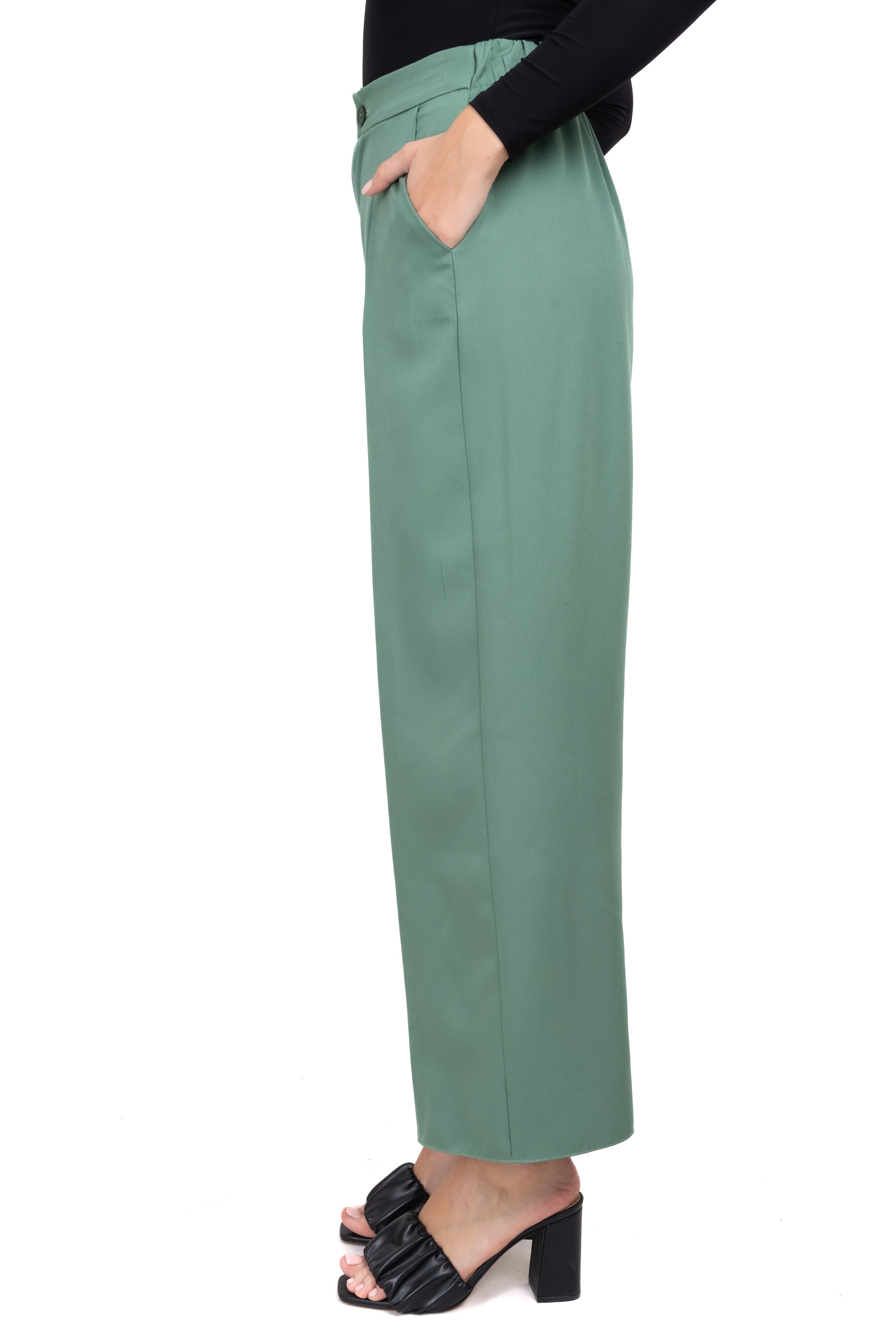 Pantalón recto amplio plisado sold by Shasa product image thumbnail 3