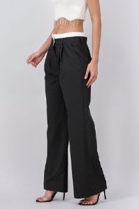 Pantalón sastre pretina elástica sold by Shasa