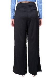 Pantalón sastre pinzas satín sold by Shasa