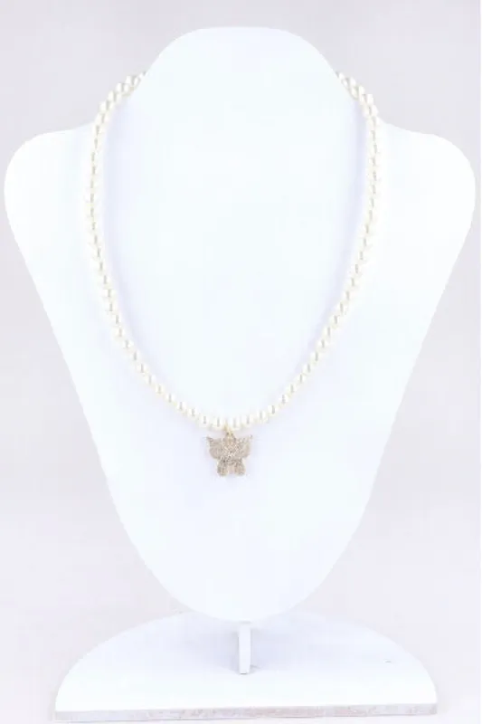Collar perlas mariposa sold by Shasa